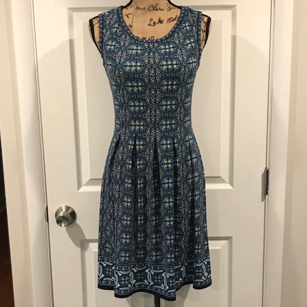 NWT Max Studio Sleeveless Blue Print Dress